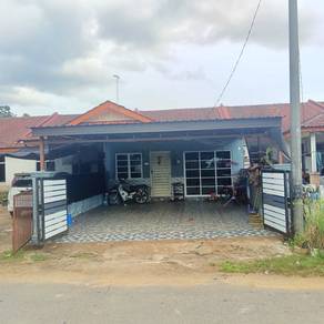 Terraced House For Sale in Marang,TRG