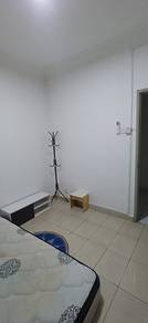 Room in Pudu, KUL
