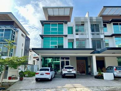 Semi-Detached House For Sale in Cyberjaya,SGR