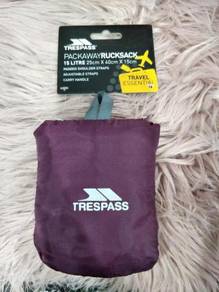 Trespass - Reverse 15 Litre Packaway Rucksack