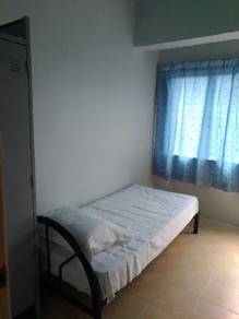 Room in Klang, SGR