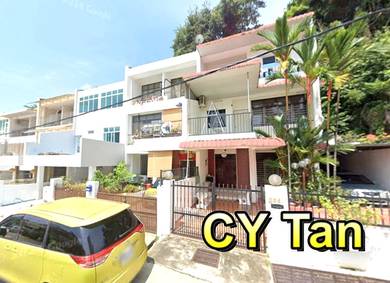 2.5-storey Terraced House For Sale in Paya Terubong,PNG