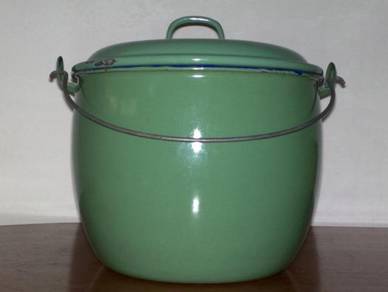 Periuk ayan vintage enamel pot