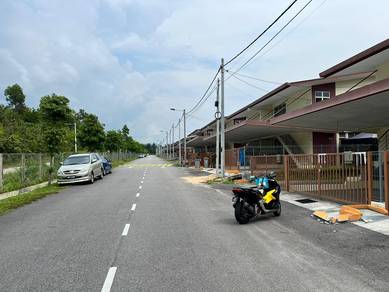 Townhouse For Rent in Alor Gajah,MLK