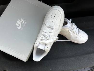 NIKE Air Force 1 07’