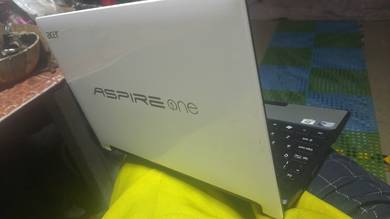 ACER ASPIRE one LAPTOP
