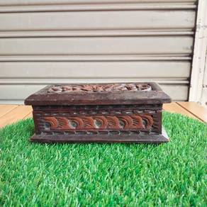 Antique Kotak Kayu Berukir 20x9x8cm Antik Vintage