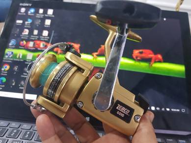 Japan Vintage Zebco 6010 Solid Built Fishing Reel