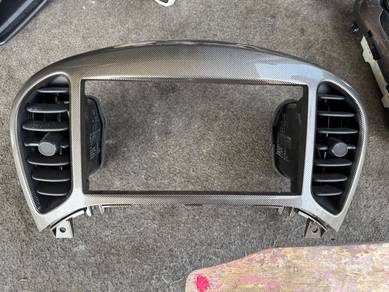 No 5-10-2 Juke Nismo RS Carbon look Radio cover