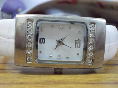 Lady bangle type watch