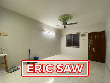 Flat For Sale in Desa Ixora
