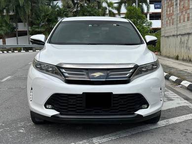 Toyota Harrier LUXURY in Seri Kembangan, SGR