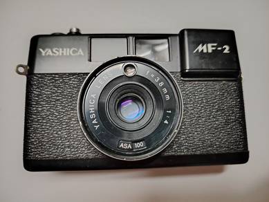 YASHICA MF2 Film Camera