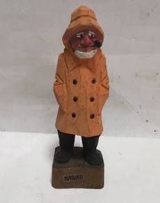 Unique wooden yellow raincoat pipe sailor Captain 
