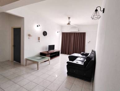 Condominium For Rent in Tiara Duta