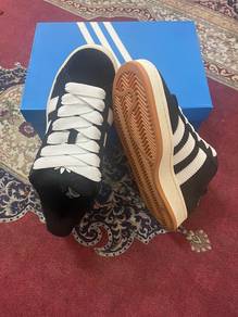 Adidas Campus 00's