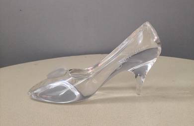 Disney Sachiko Crystal Cinderella shoe decor