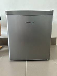 Selling my mini fridge in good working condition.