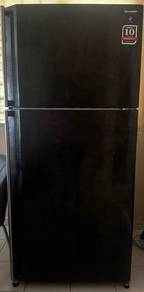 2-door Sharp Fridge for Sale