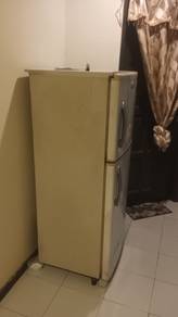 refrigerator 