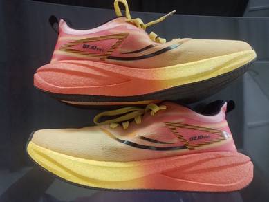 Sneakers / Kasut Sukan GZD Pro - Baru