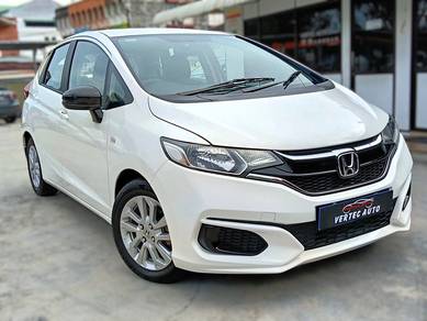2017 Honda Jazz S
