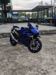 Yamaha YZF-R1