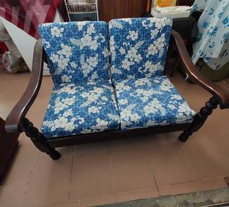Sofa Kayu 2 seater