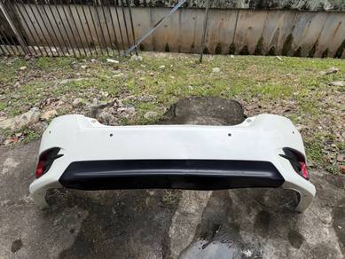 BUMPER HONDA CIVIC FC 1.5 1.8 TC TC-p REAR