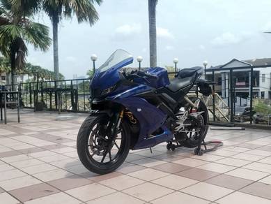 Yamaha R15
