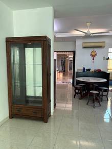 Apartment For Rent in I Suria