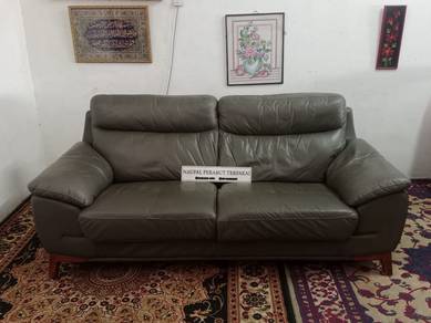 Naufal perabut terpakai sofa 