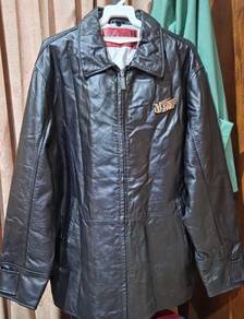 jaket kulit 