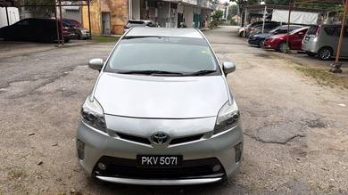 Toyota Prius LUXURY (HYBRID) in Bukit Mertajam, PNG