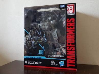 TRANSFORMERS Studio Series Leader BLACKOUT MISB
