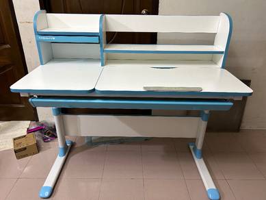 Ergonomic Kids Study Table And Chair