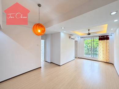 Apartment For Sale in Desa Alor Vista