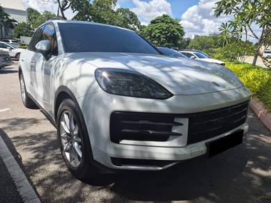 Porsche Cayenne BASE in Setia Alam, SGR