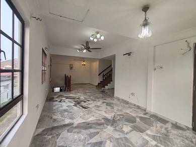 Townhouse For Sale in Subang Bestari,SGR