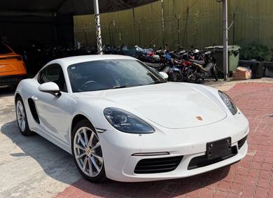Porsche 718 CAYMAN in Bukit Bintang, KUL