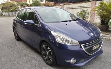 Peugeot 208 VTi ALLURE in Ipoh, PRK