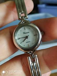 Original Vannesia lady watch