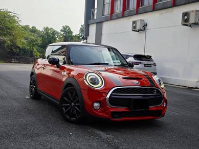 2018 Mini Cooper S S (F55 LCI)