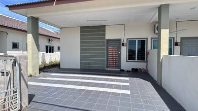 Semi-Detached House For Sale in Sitiawan,PRK