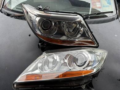 Honda Elysion Prestige Head Lamp
