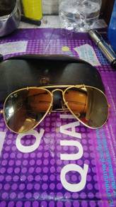 rayban diamond classic