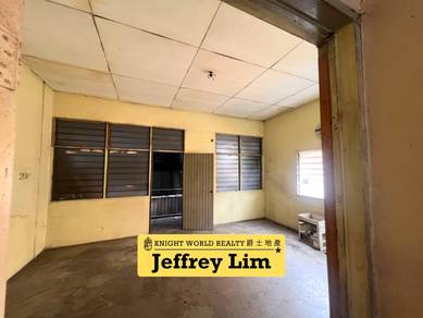 Shop lot For Rent in Jelutong,PNG