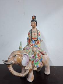 观音骑象陶瓷摆件Guanyin on Elephant ceramic figurine