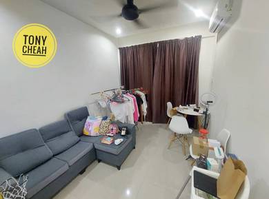 Condominium For Sale in Boulevard Condominium (BLVD)