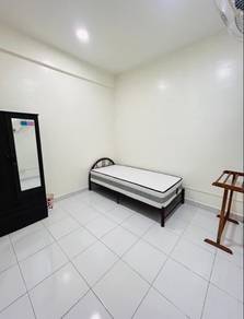Room in Gombak, KUL